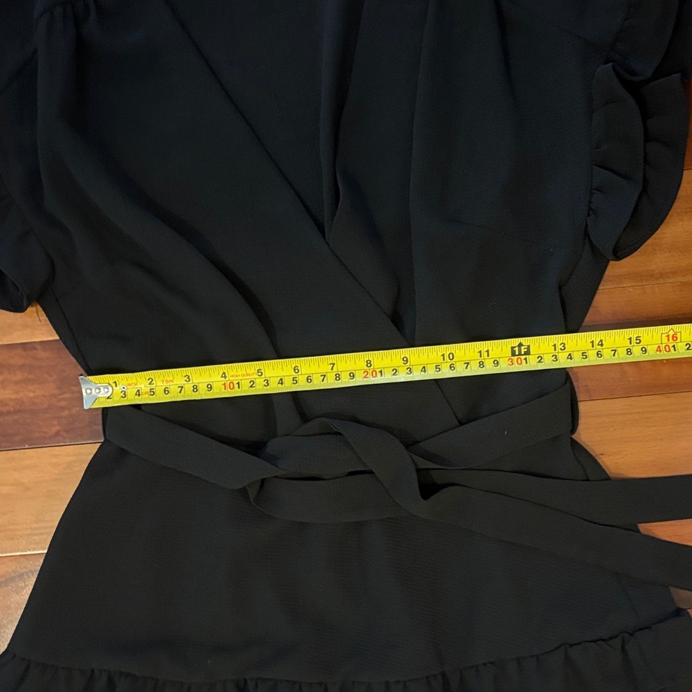 Elegant Black Ruffle Dress - Picture 6 of 7